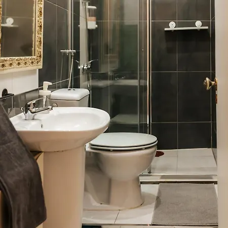 Quarto em Acomodações Particulares Aquilla Family 204 Lisboa